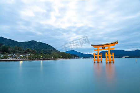 鸟井摄影照片_漂浮鸟居宫岛广岛