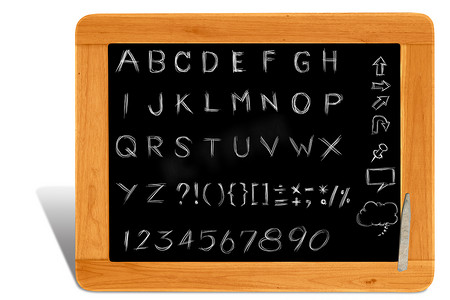 在木制黑板框架上手写字母表