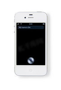 在 iPhone 4S 上使用 SIRI