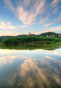 蒂豪尼修道院在巴拉顿湖的匈牙利