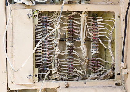 冰岛飞机残骸中的电子系统