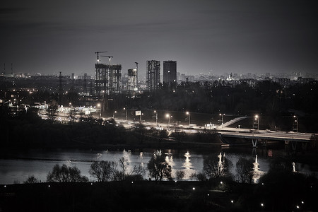 俄罗斯，莫斯科，夜间城市景观照片