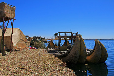 Totora 芦苇浮岛 Uros，的的喀喀湖，秘鲁