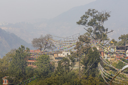 尼泊尔加德满都上方的景色，从斯瓦扬布纳特寺看