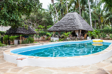 非洲花园游泳池