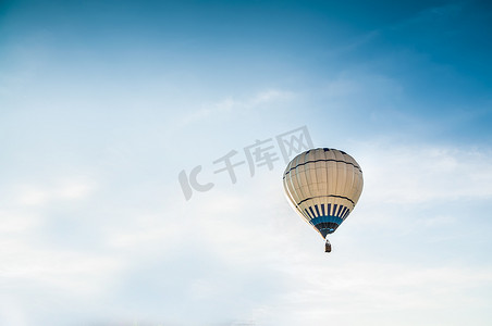 天空中的气球