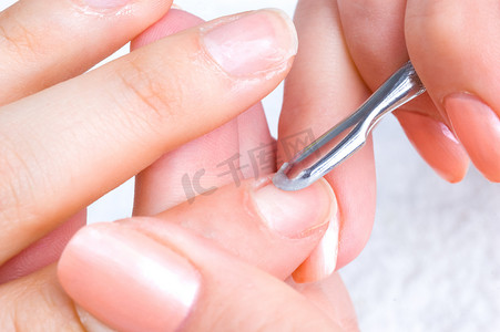 修指甲应用 - 清洁角质层