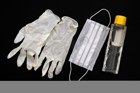 使用口罩、手套和古龙水对抗冠状病毒的重要性，