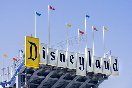 迪士尼摄影照片_迪士尼乐园入口标志