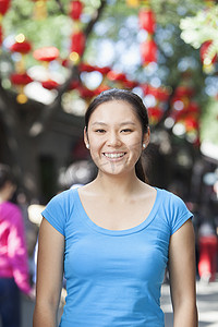 北京南锣鼓巷年轻女子肖像