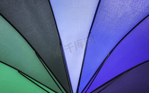 伞设计摄影照片_彩虹伞图案
