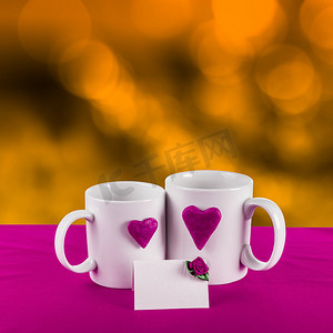 茶杯上有爱心的爱心卡片