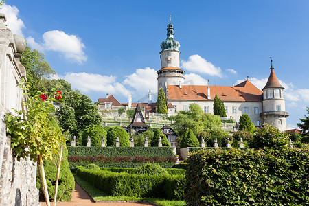 Nove Mesto nad Metuji 城堡与花园，捷克共和国