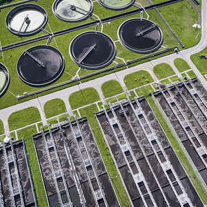 波兰污水处理厂鸟瞰图。