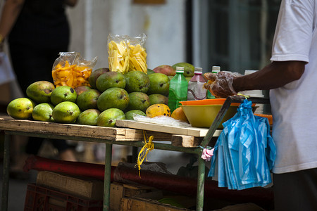 芒果摊贩在卡塔赫纳德印第亚斯