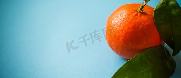 新鲜天然多汁的橘子，hea 的克莱门汀水果甜点