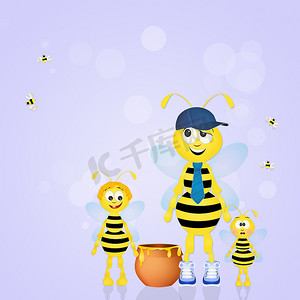 蜜蜂爸爸用蜂蜜