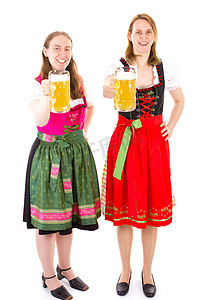 穿着少女装的美女在慕尼黑啤酒节玩得开心
