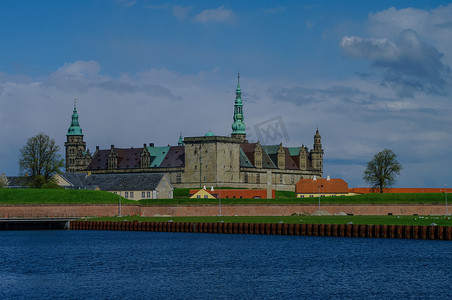 Kronborg 的城堡和要塞，莎士比亚的哈姆雷特的故乡。