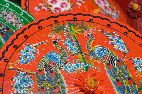 泰国手绘橙色雨伞