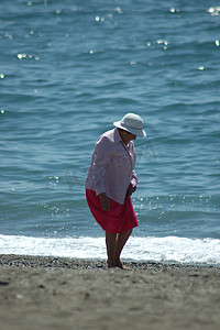 海滩上的女人