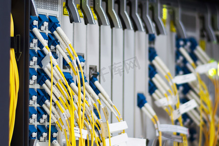 光纤与技术数据中心的服务器