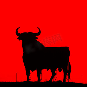 嘉年华广告摄影照片_西班牙，公牛的剪影。