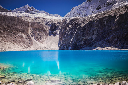 69 n 科迪勒拉布兰卡湖与白雪皑皑的安第斯山脉，安卡什，秘鲁