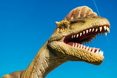 诺维萨德恐龙公园的双脊龙