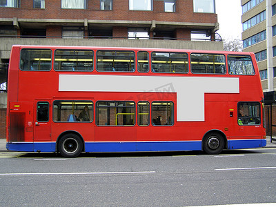 双层伦敦巴士