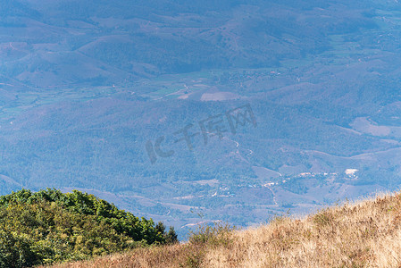 Doi Inthanon，清迈，泰国高山稀树草原草原