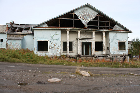 诗意山水画摄影照片_摩尔曼斯克俄罗斯北部废弃地区俄罗斯联邦