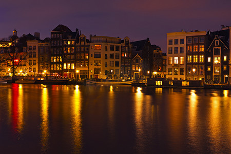 荷兰阿姆斯特丹的城市夜景