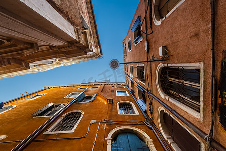 建筑外墙摄影照片_意大利威尼斯的古老历史建筑外墙