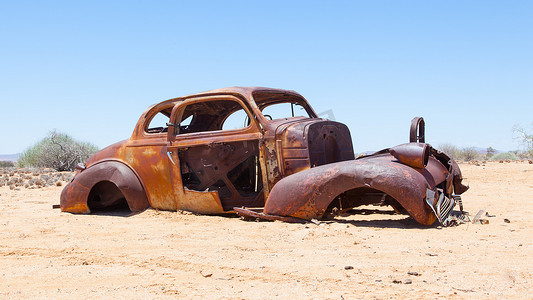 纳米布沙漠中的废弃汽车