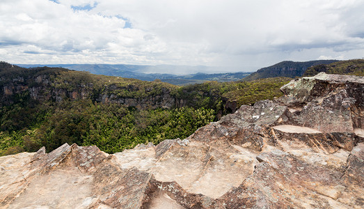瞭望台摄影照片_澳大利亚蓝山山体滑坡瞭望台