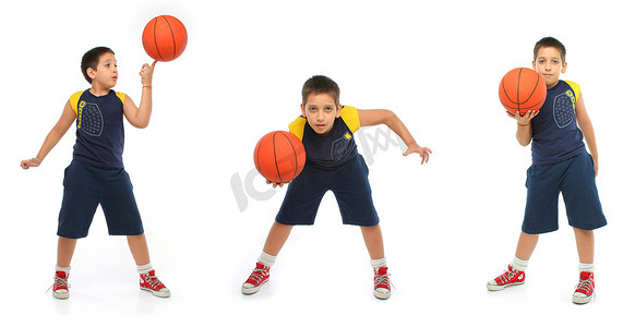 孤立的打篮球的男孩