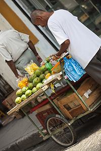 芒果摊贩在卡塔赫纳德印第亚斯