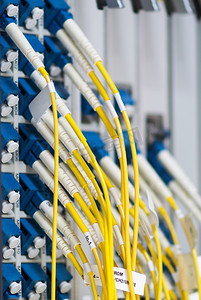 光纤与技术数据中心的服务器