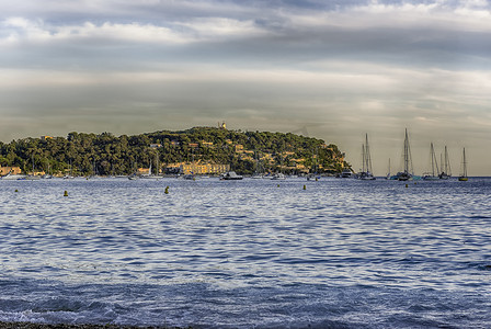 风景秀丽的 Marinières 海滩，Villefranche-sur-Mer，法国里维埃拉，