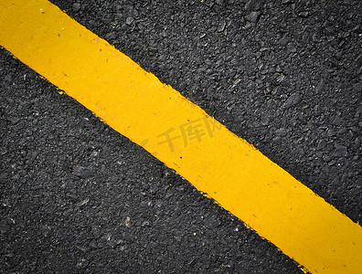 道路纹理上的新黄线