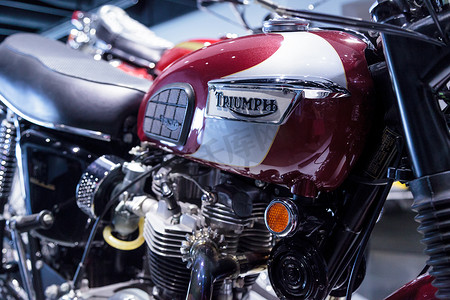 汽车摩托车摄影照片_1970 Triumph Bonneville T120RT 摩托车