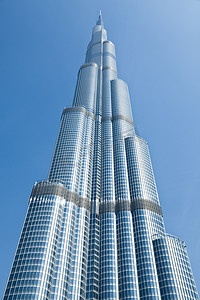 脚踏实地摄影照片_Burj Khalifa - 迪拜塔市中心的世界最高塔