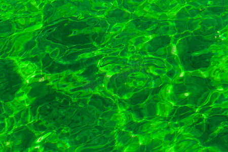 波浪水的绿色抽象背景