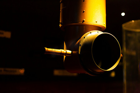 光学科技摄影照片_科技博物馆的潜望镜