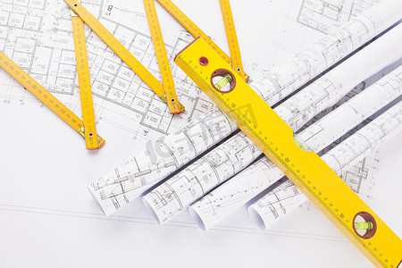 建筑师蓝图和建筑工具，房地产项目