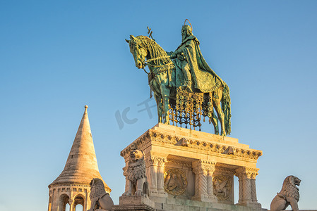 匈牙利布达佩斯的圣斯特凡雕像