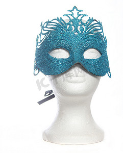 蓝色嘉年华狂欢节面具上的人体模型