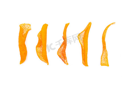 橙皮摄影照片_孤立在白色背景上的干橙皮