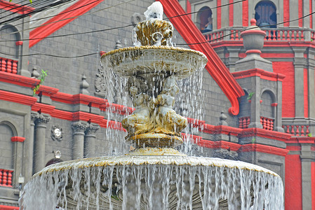 菲律宾马尼拉洛伦佐鲁伊斯广场喷泉